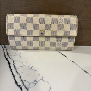 Louis Vuitton Damier Azur Sarah Wallet